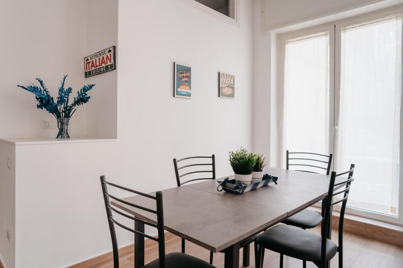 Brombeis Aurea By Casanapoletana - Town Center Appartement Napels Buitenkant foto
