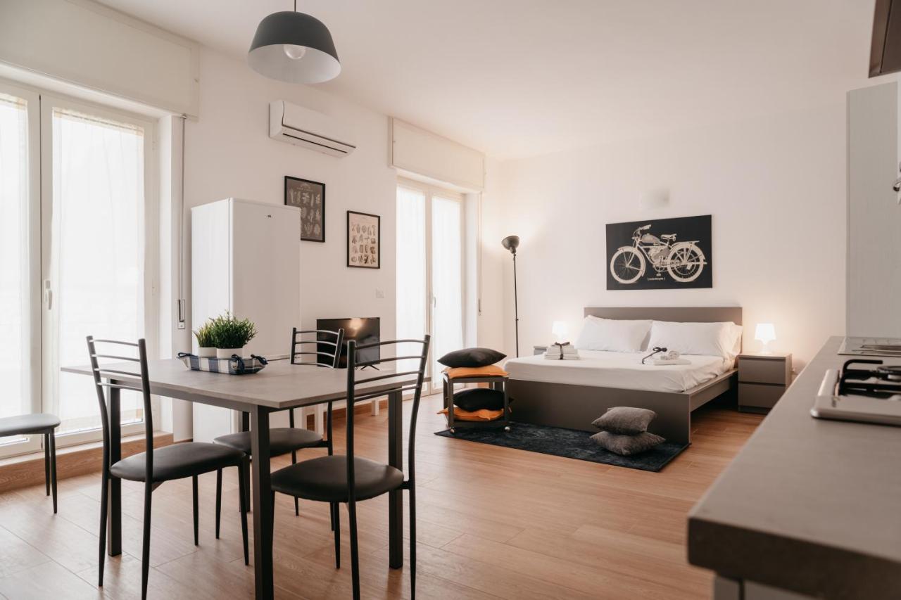 Brombeis Aurea By Casanapoletana - Town Center Appartement Napels Buitenkant foto